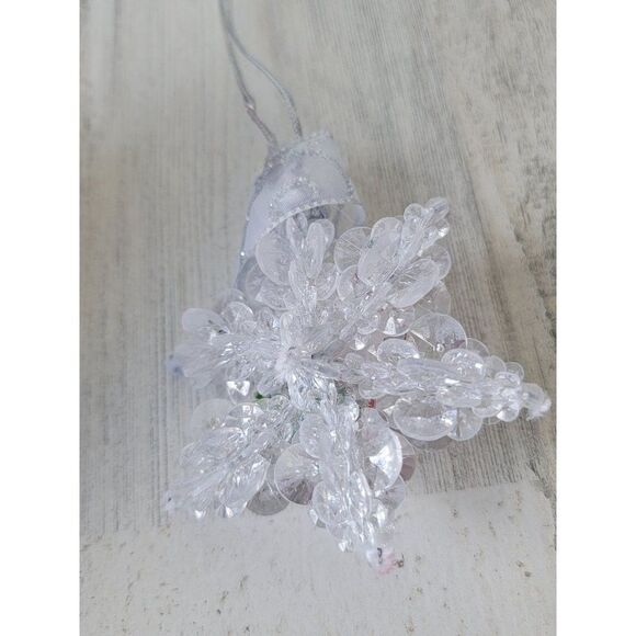 Beaded handmade white snowflake cranberry mistletoe ornament Xmas - Picture 3 of 4